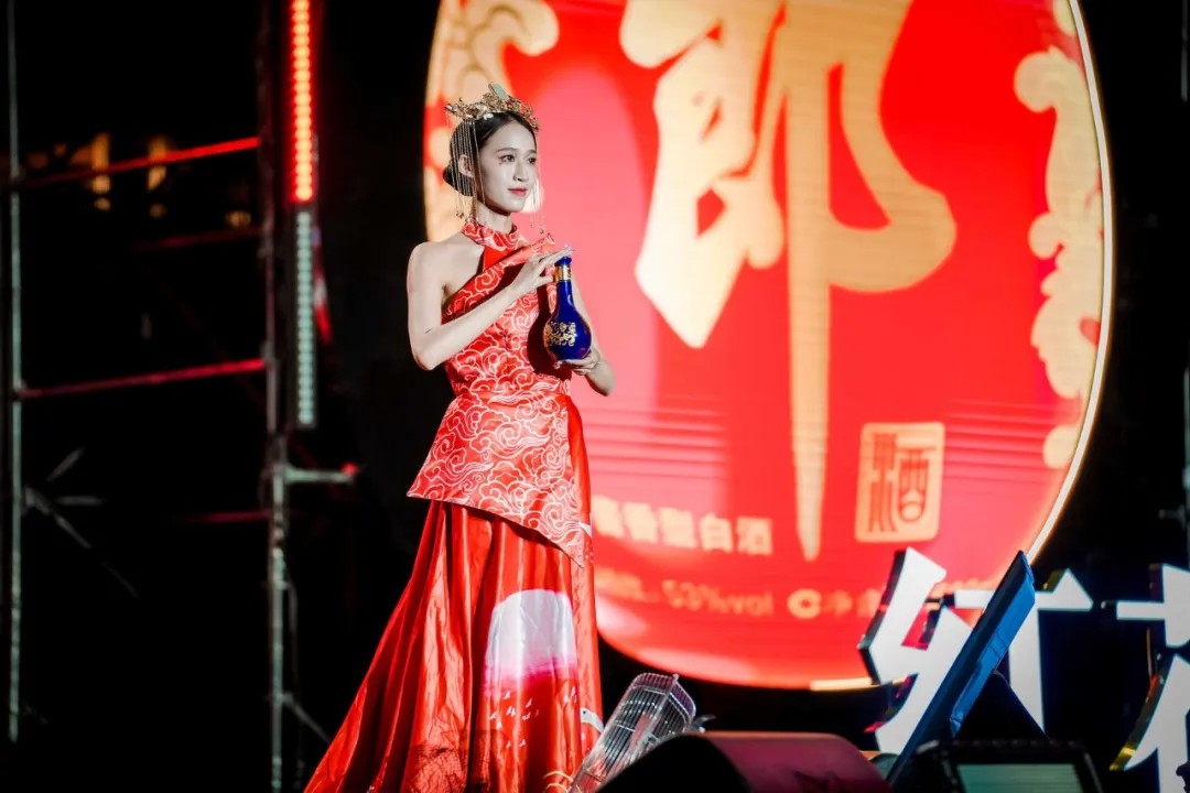 音樂盛宴，綿陽不眠夜！張靚穎領(lǐng)銜眾星，2.5萬+觀眾共襄盛舉！